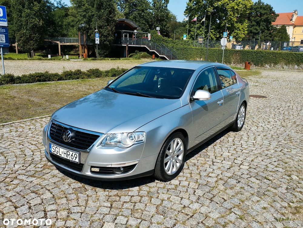 Volkswagen Passat 2.0 TDI DSG Highline - 10