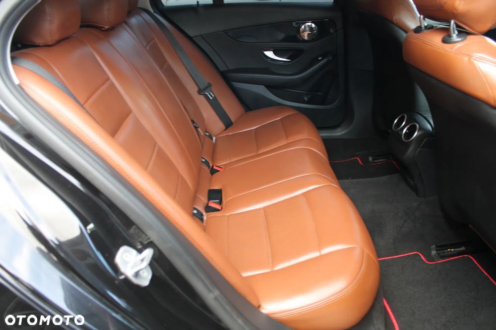 Mercedes-Benz Klasa C 180 (BlueTEC) d 7G-TRONIC Avantgarde - 11