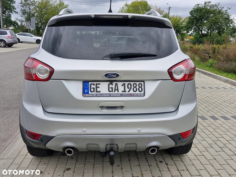 Ford Kuga 2.0 TDCi 2x4 Titanium - 8