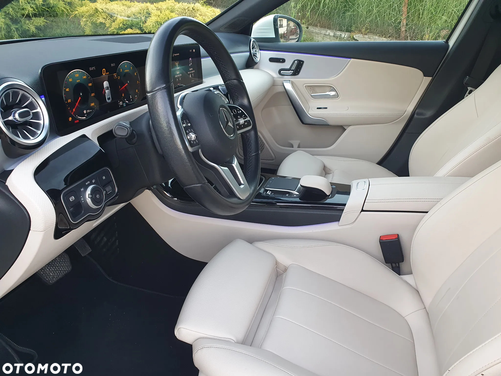Mercedes-Benz Klasa A 220 4-Matic Style 7G-DCT - 16