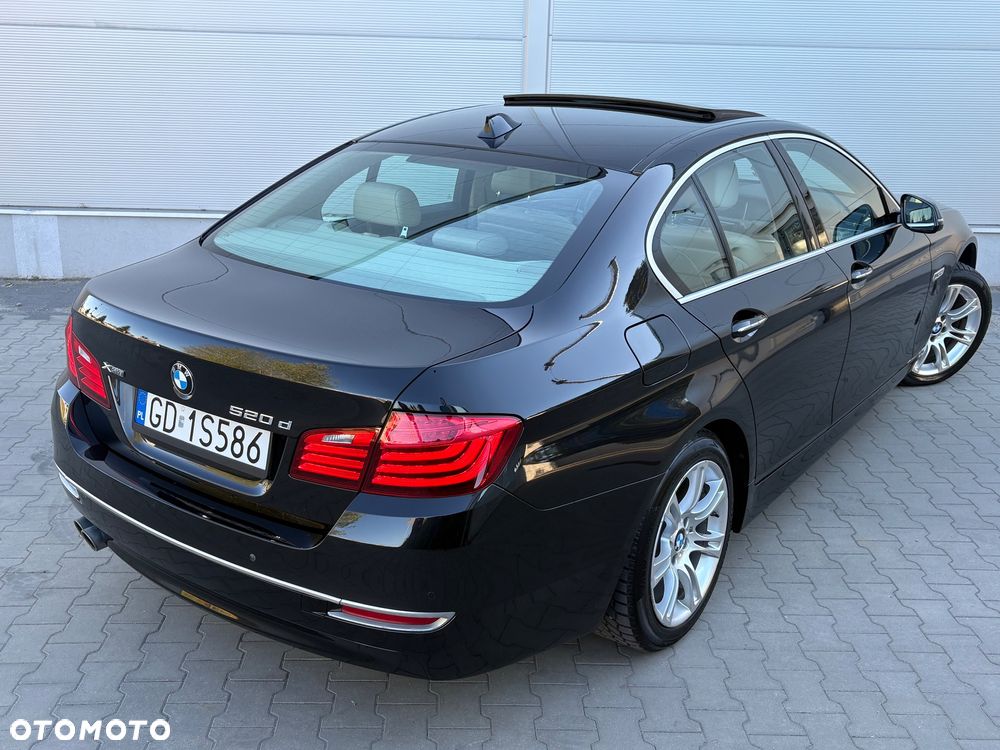 BMW Seria 5 520d xDrive Modern Line - 4