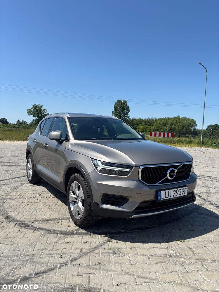 Volvo XC 40 T3 Momentum Core - 2