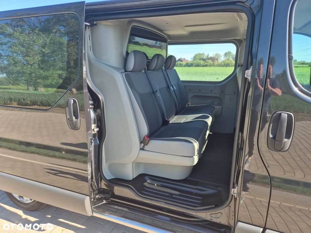 Opel Vivaro - 23