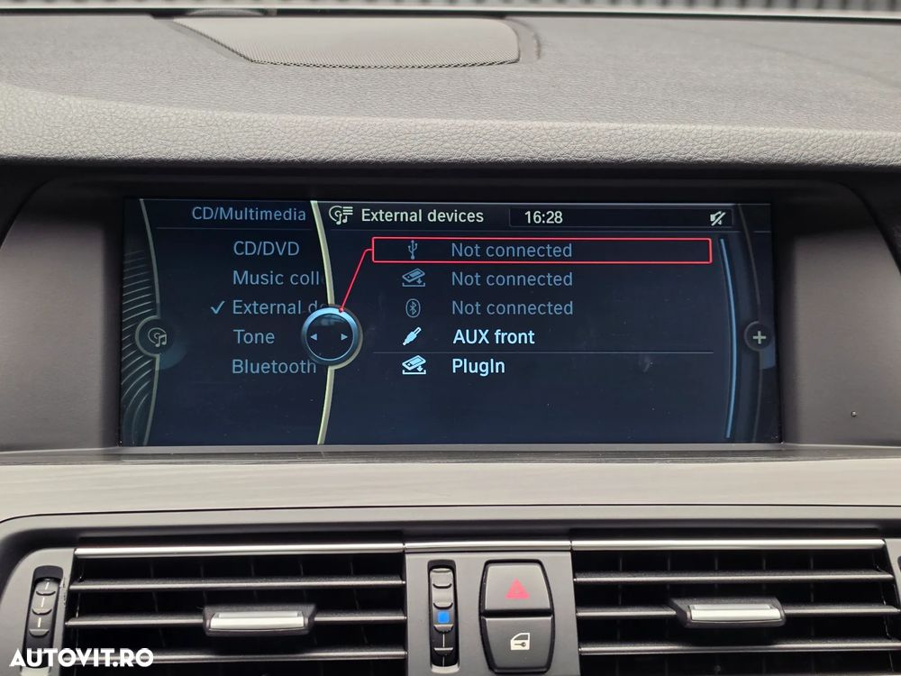 BMW Seria 5 520d Sport-Aut. - 35