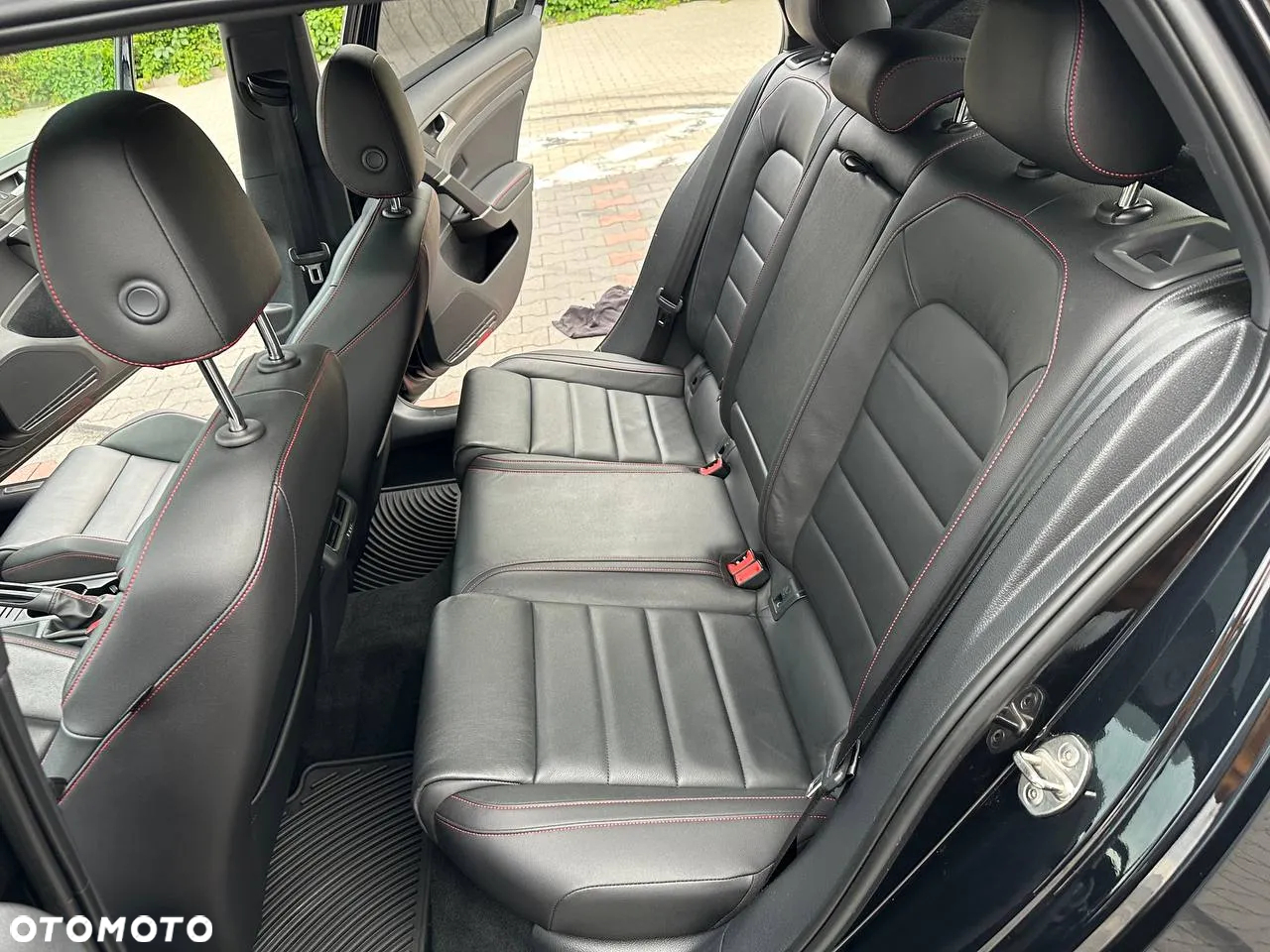 Volkswagen Golf - 19
