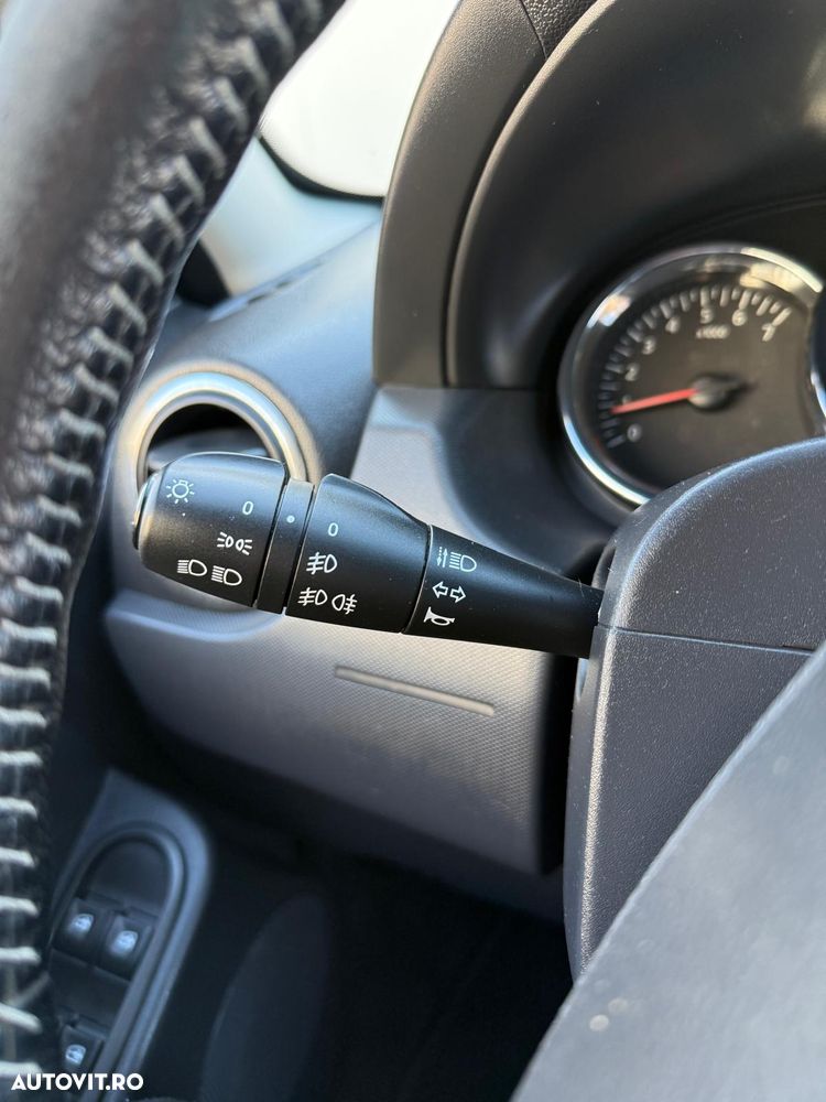 Dacia Duster dCi 110 FAP 4x4 Prestige - 26