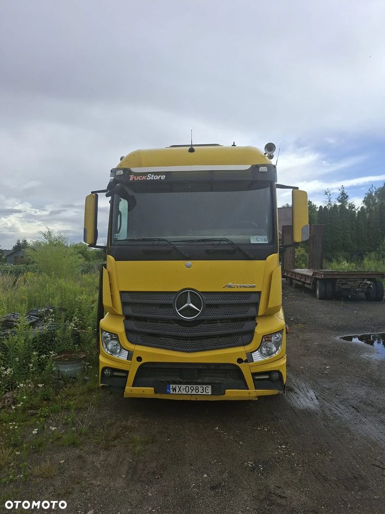Mercedes-Benz ACTROS - 2