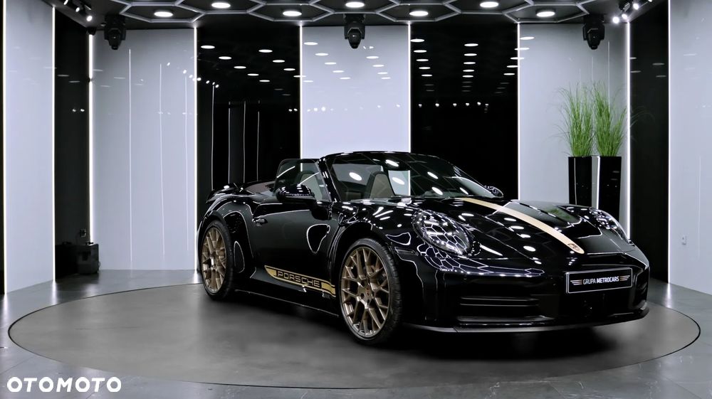 Porsche 911 Carrera - 10