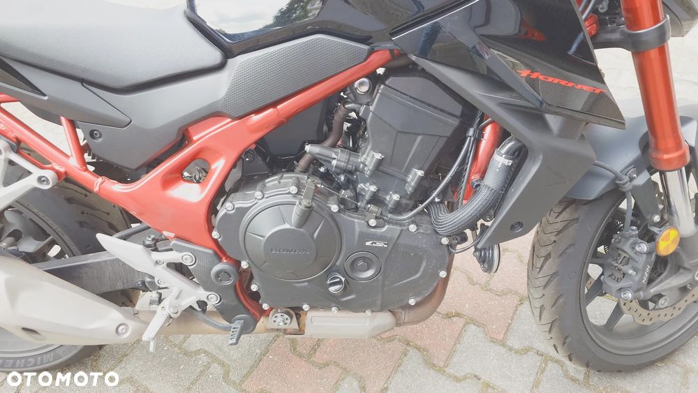 Honda CB - 8