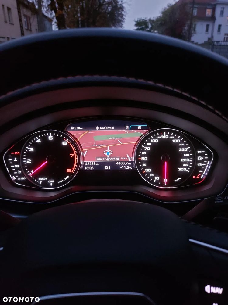 Audi A4 Limousine - 11