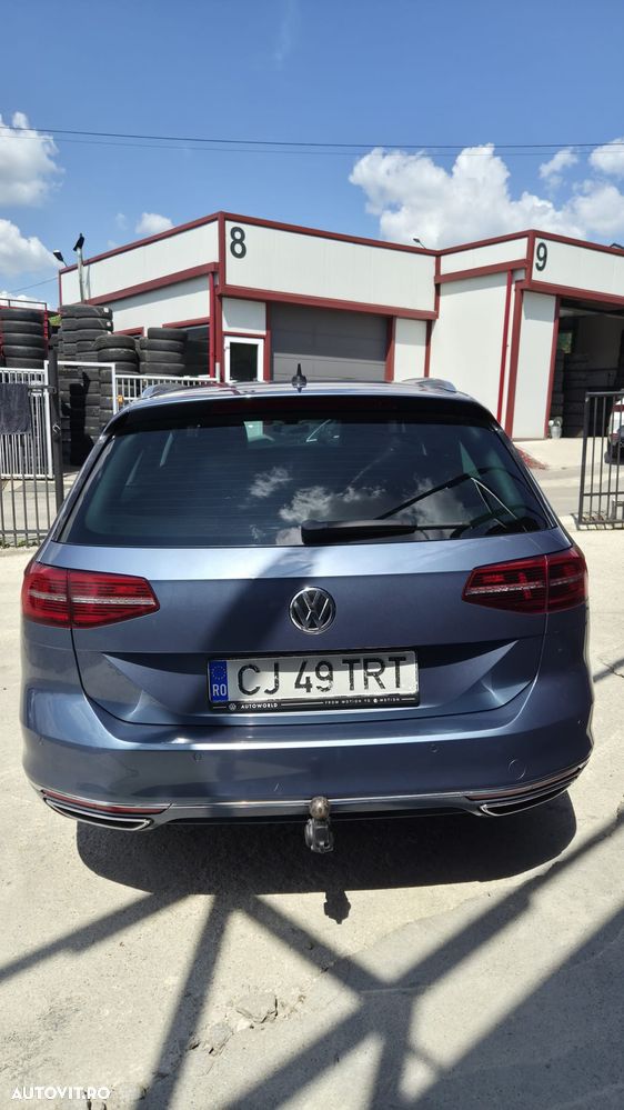 Volkswagen Passat 2.0 TDI DSG 4Motion Highline - 3