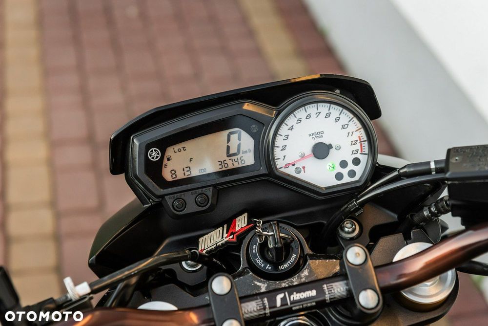 Yamaha FZ - 9