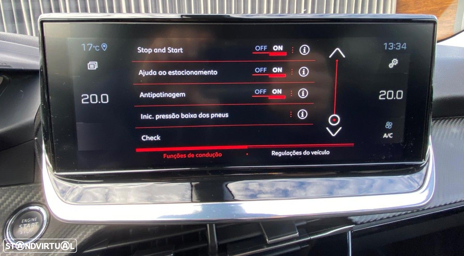 Peugeot 2008 1.2 PureTech Allure EAT8 - 30