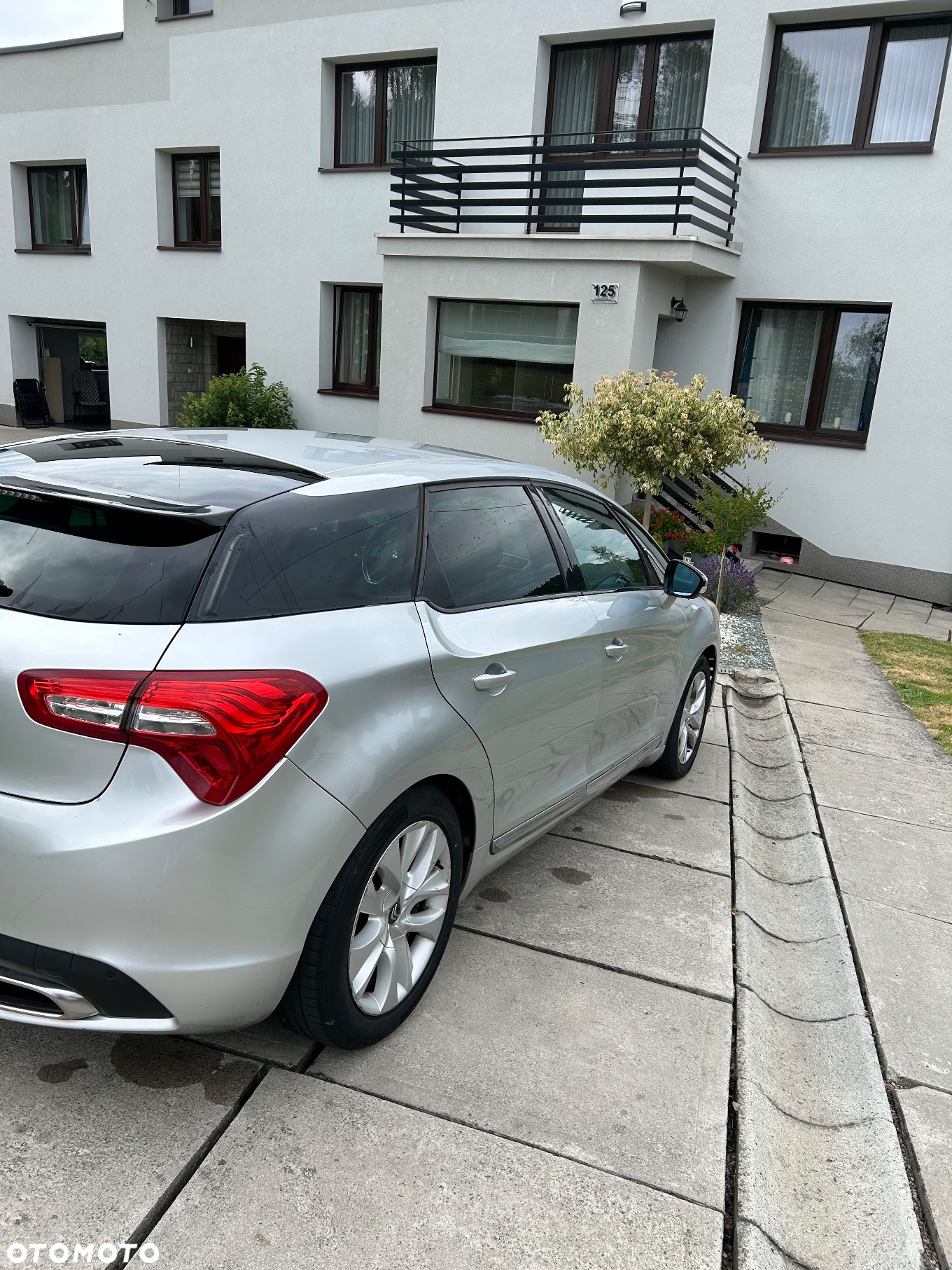 Citroën DS5 e-HDi 110 EGS6 Chic - 7