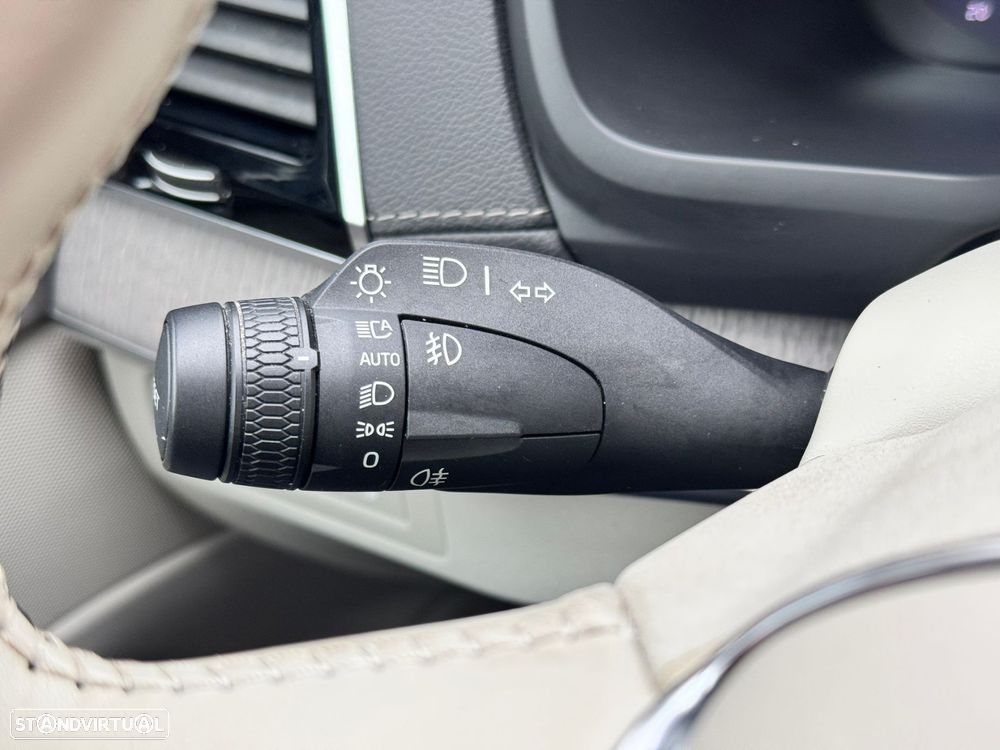 Volvo XC 90 2.0 T8 PHEV Plus Bright AWD - 41