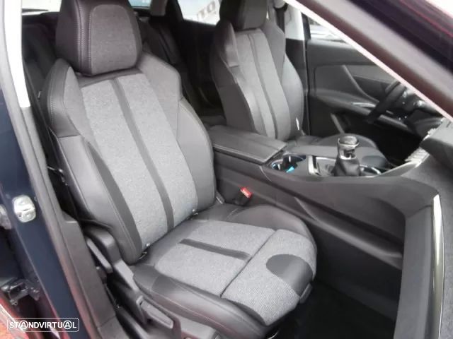 Peugeot 3008 1.5 BlueHDi Active Pack - 33