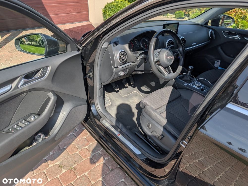 Audi A3 Sportback - 6