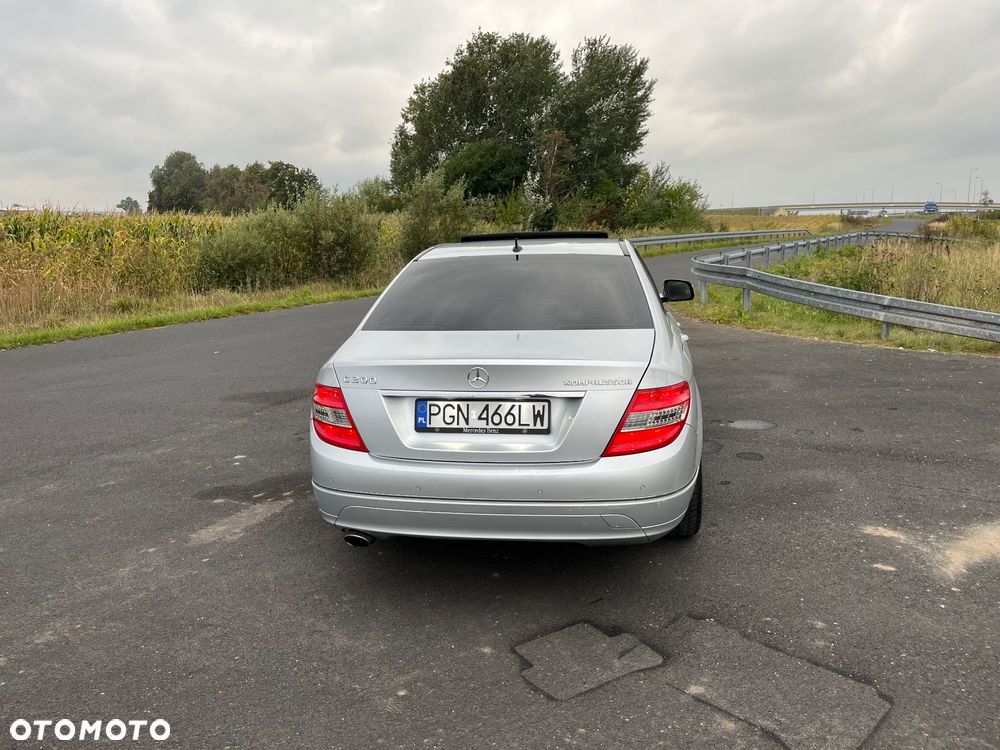 Mercedes-Benz Klasa C - 24