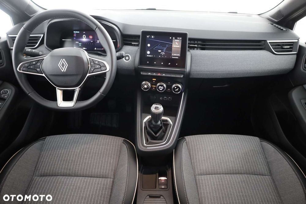 Renault Clio 1.0 TCe Techno - 9