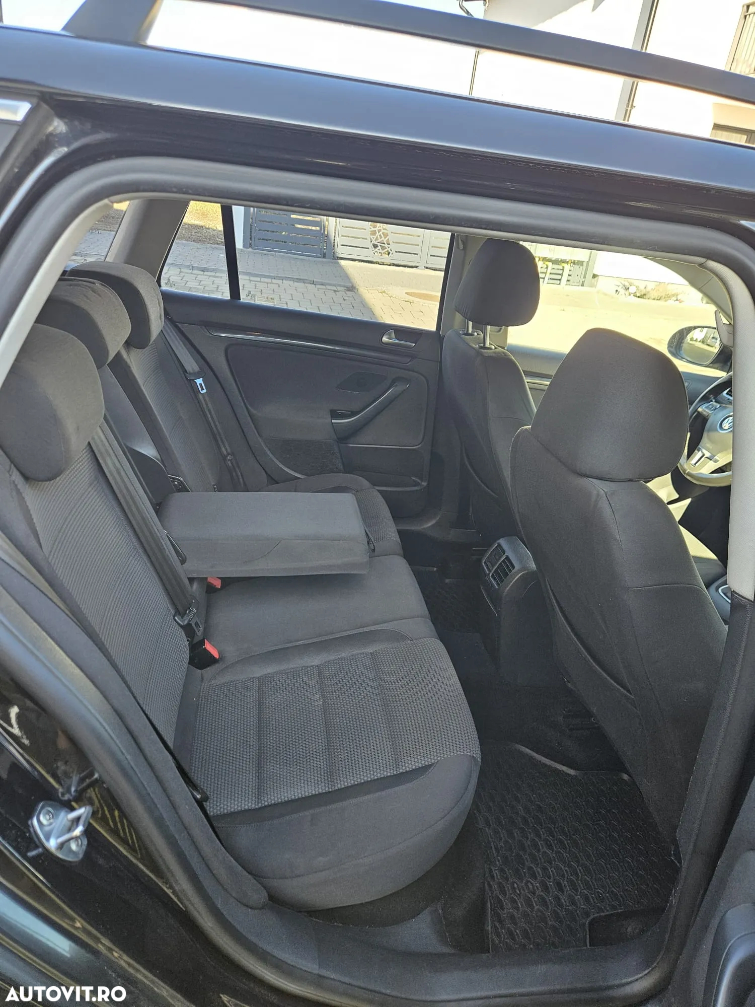 Volkswagen Golf Variant 2.0 TDI Comfortline DPF - 17