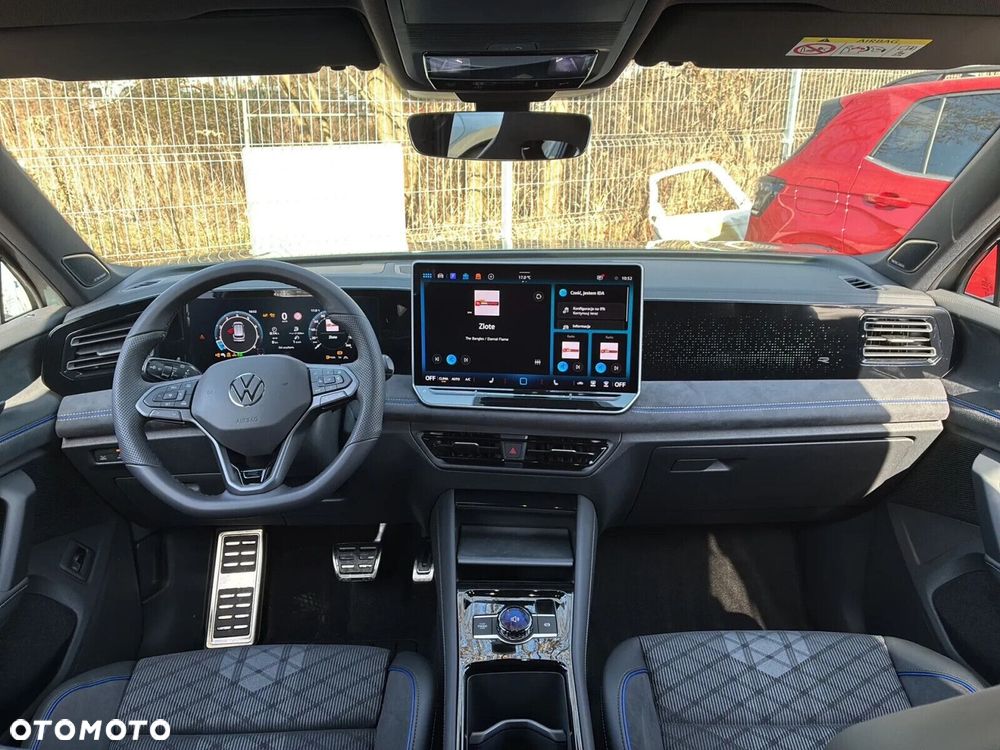 Volkswagen Tiguan - 5