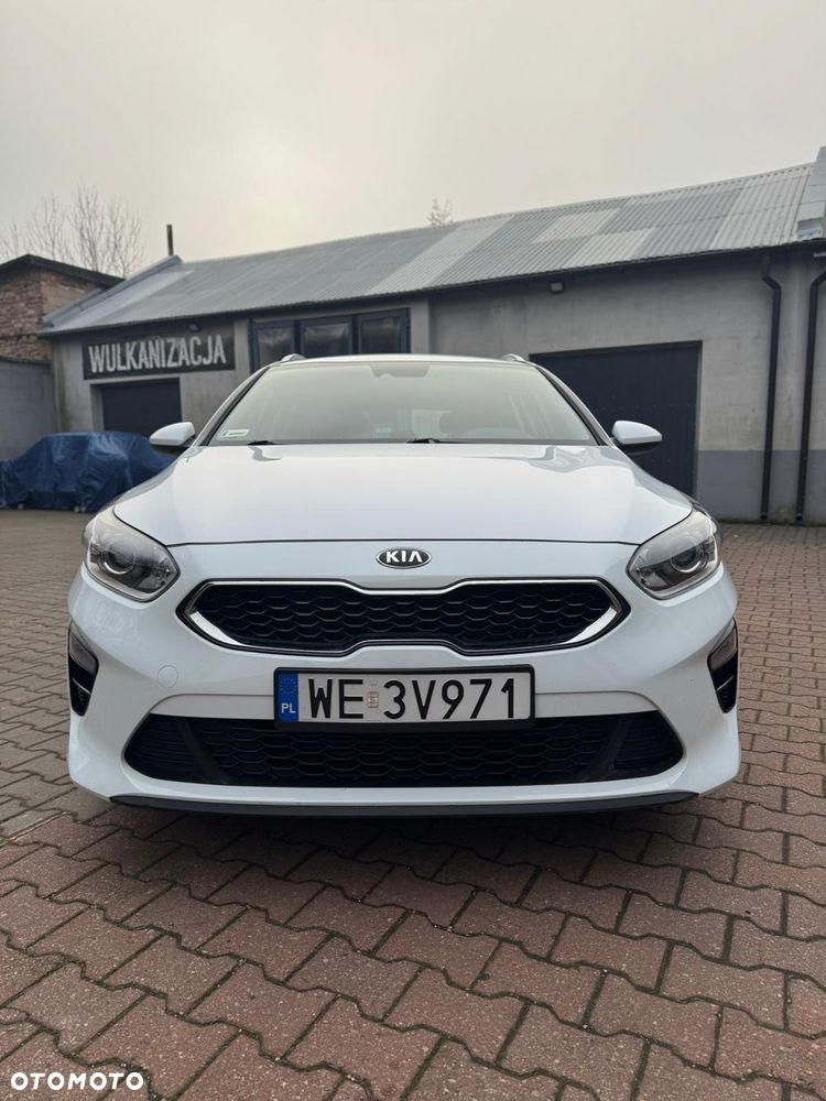 Kia Ceed 1.5 T-GDI L Business Line - 3