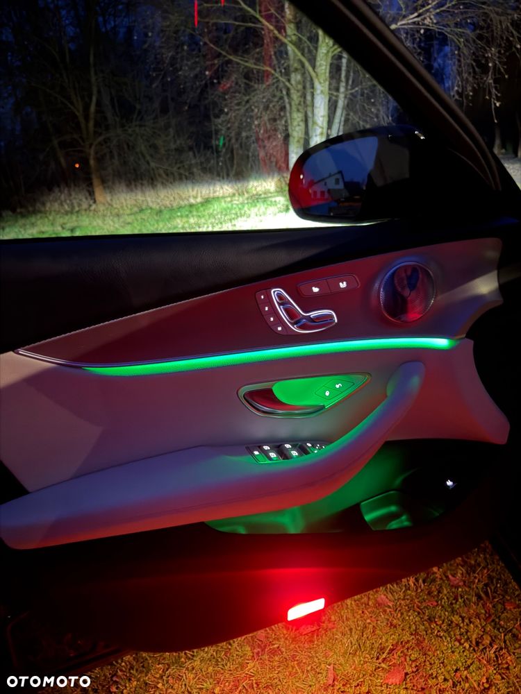 Mercedes-Benz Klasa E 220 d 9G-TRONIC Avantgarde - 40