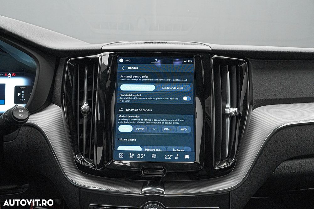 Volvo XC 60 Recharge T6 Twin Engine eAWD R-Design Expression - 26