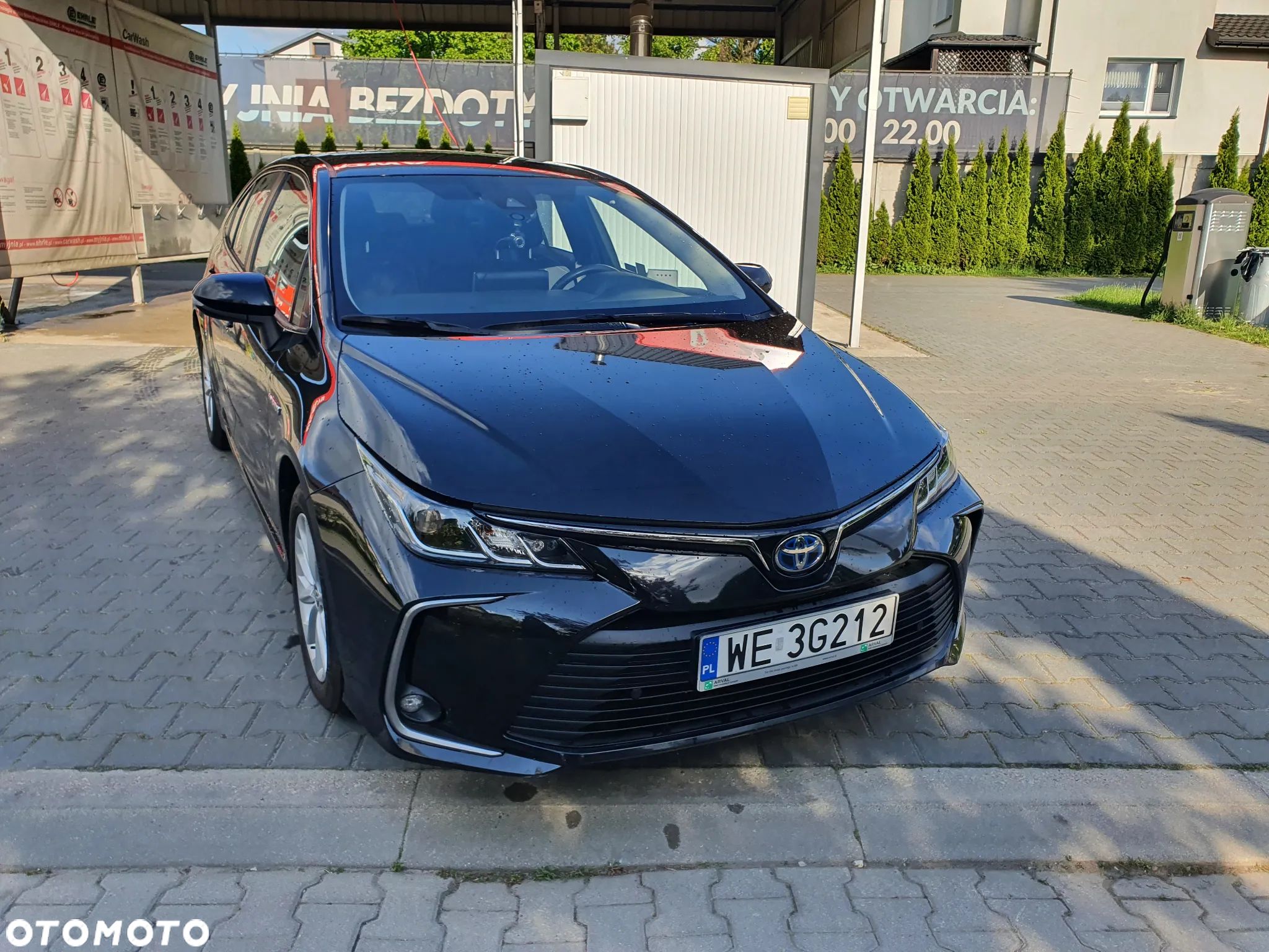 Toyota Corolla 1.8 Hybrid Comfort - 1