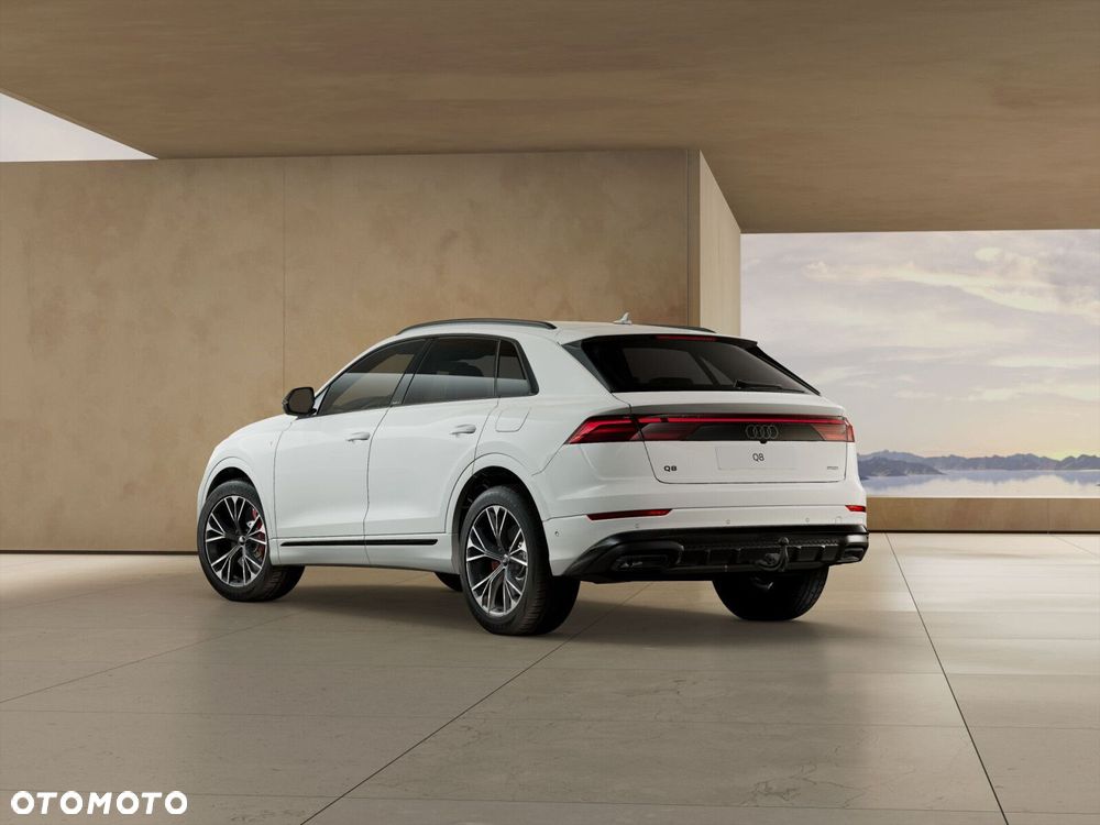 Audi Q8 - 5