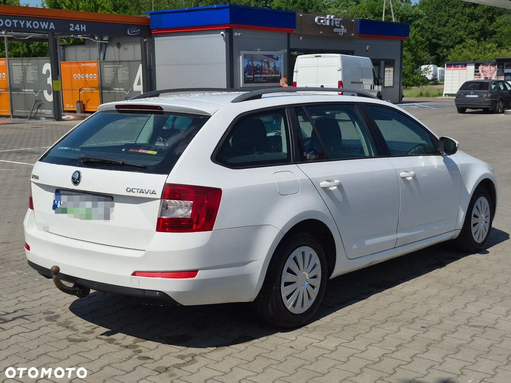 Skoda Octavia 1.6 TDI Ambition - 4