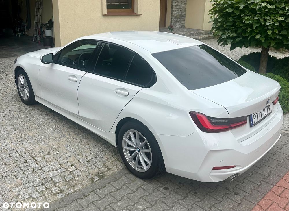 BMW Seria 3 318i M Sport - 5