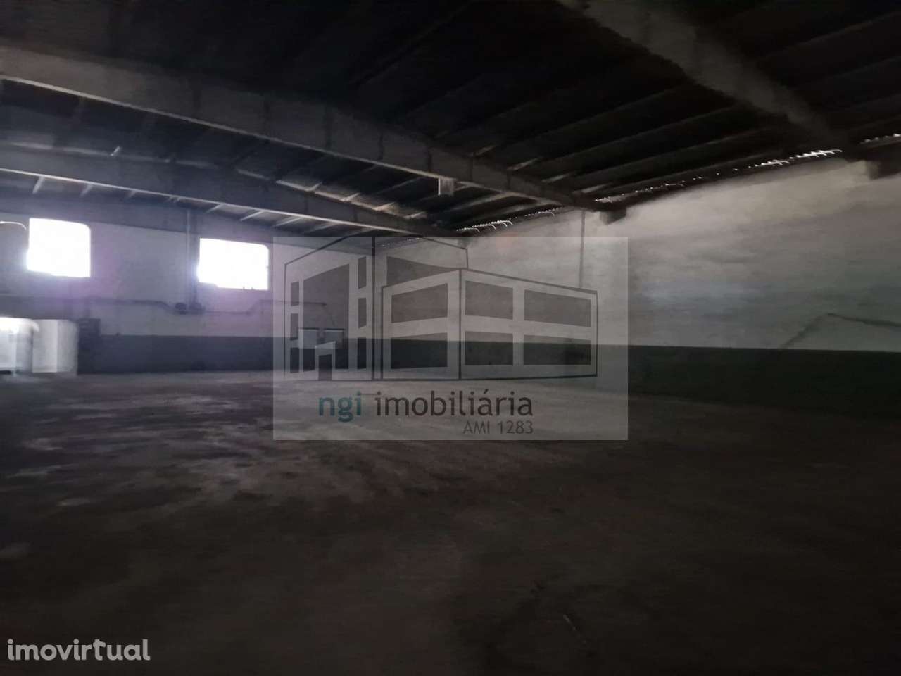 Armazém Alhos Vedros INVESTIMENTO - Grande imagem: 4/40