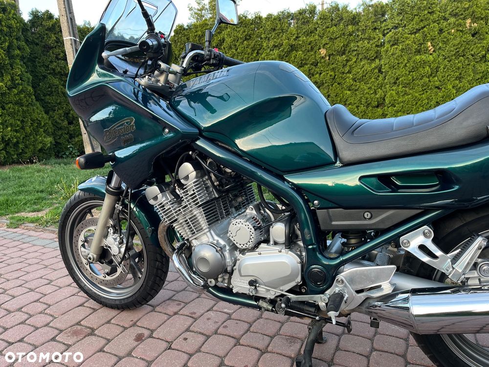 Yamaha XJ - 26