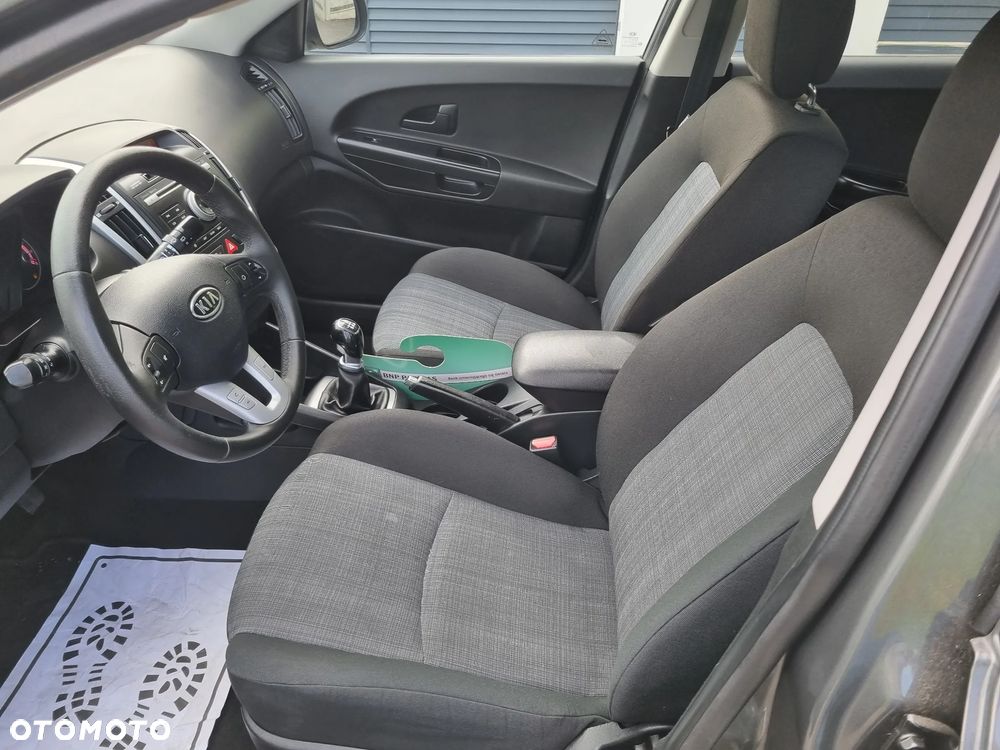 Kia Ceed 1.6 CVVT Vision - 17