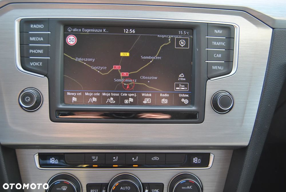 Volkswagen Passat 1.6 TDI BMT Comfortline - 23