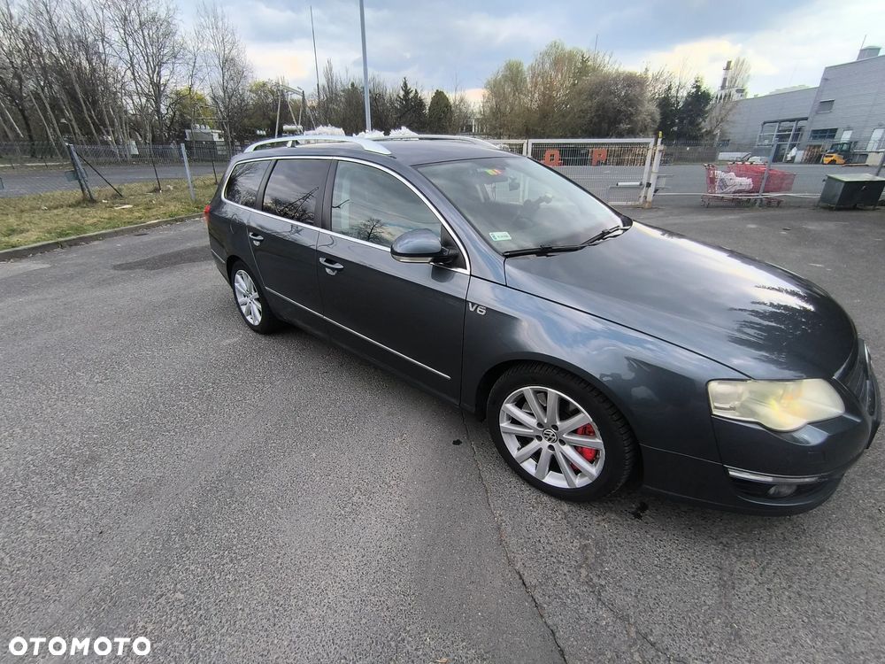 Volkswagen Passat Variant 3.2 V6 FSI 4Motion DSG Highline - 31