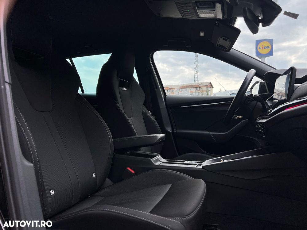 Skoda Octavia 2.0 TDI DSG Sportline - 7