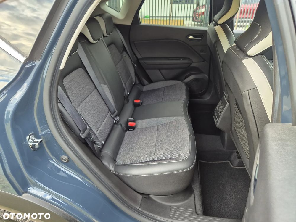 Renault Captur E-TECH 160 INTENS - 27