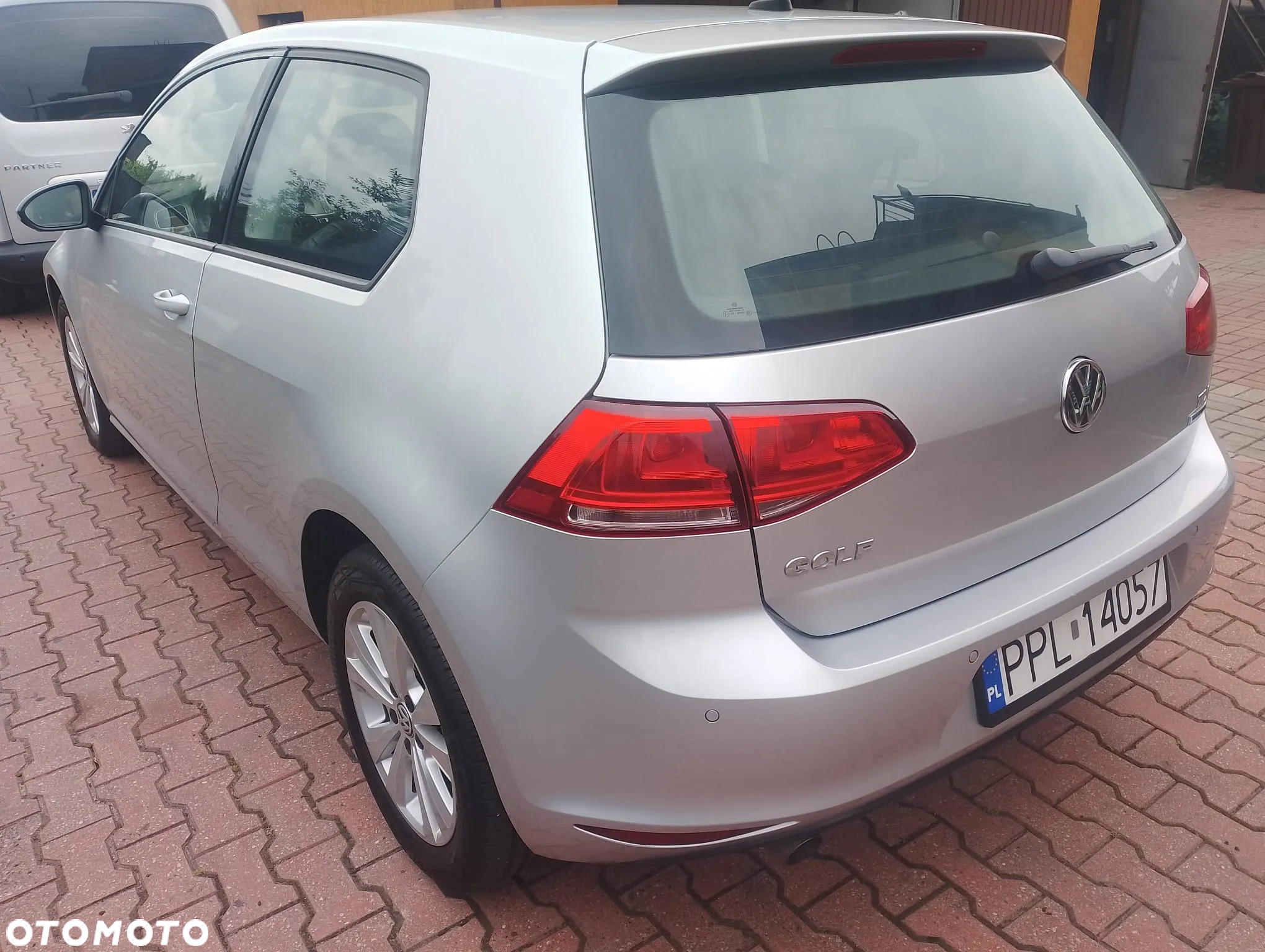 Volkswagen Golf VII 1.6 TDI BMT Trendline - 4