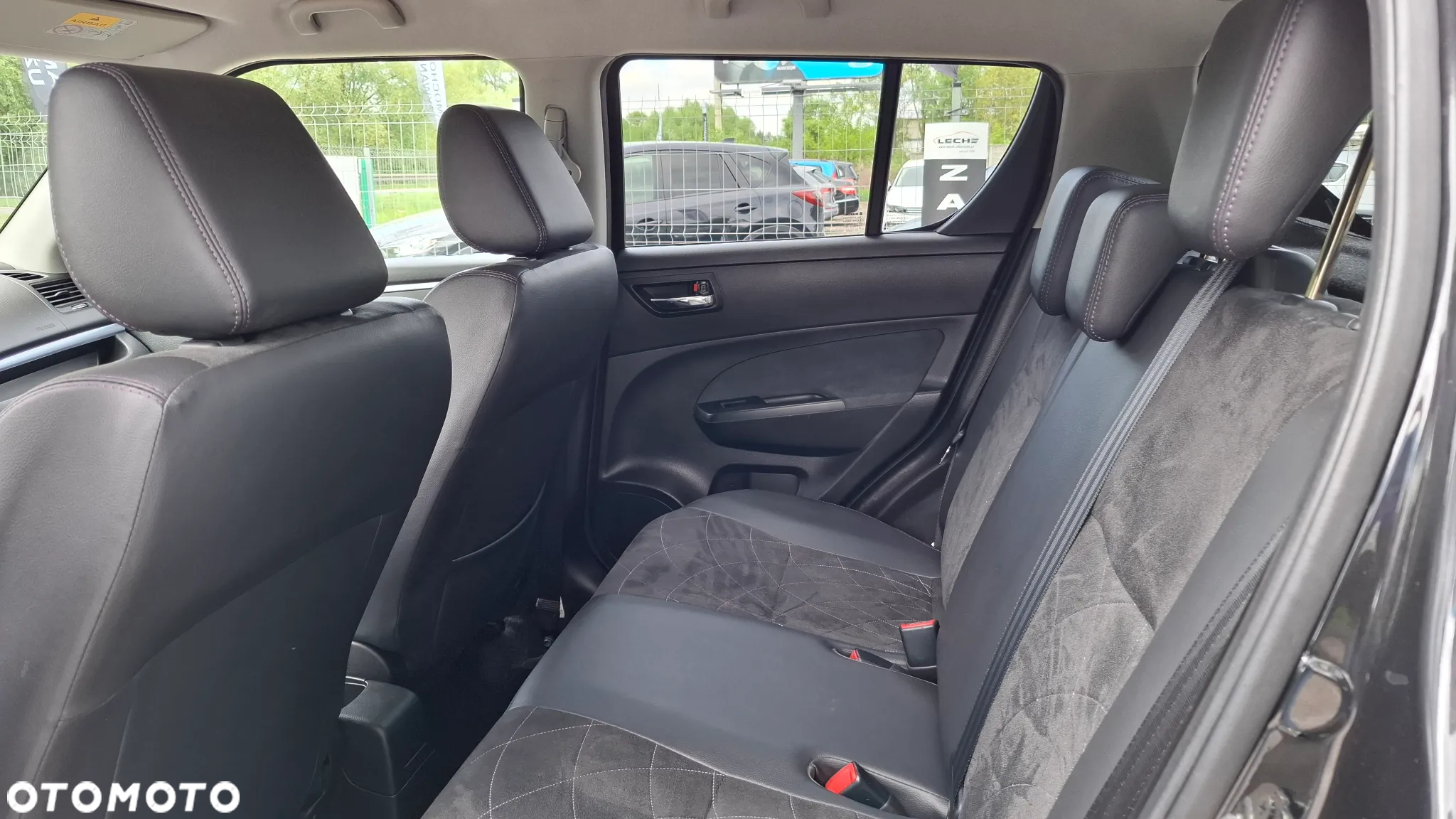 Suzuki Swift 1.2 Premium - 26