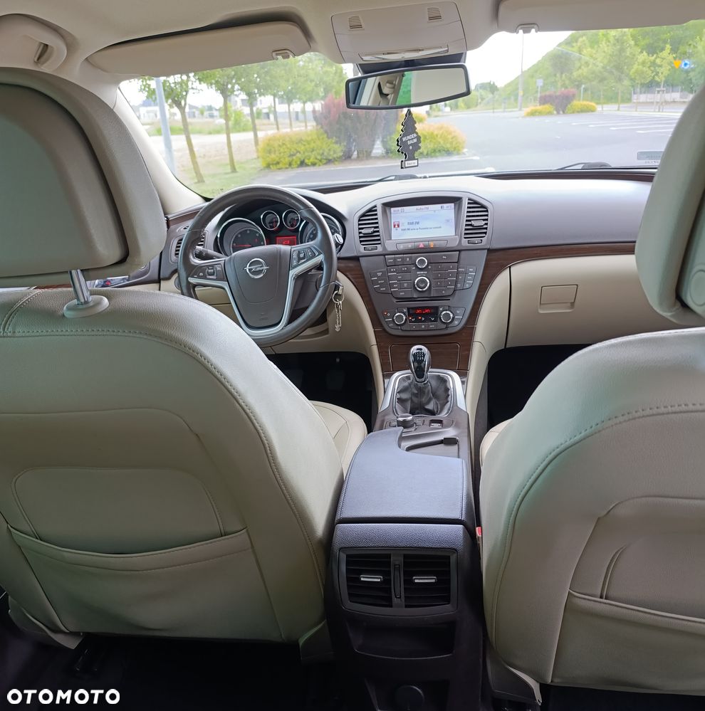 Opel Insignia - 1