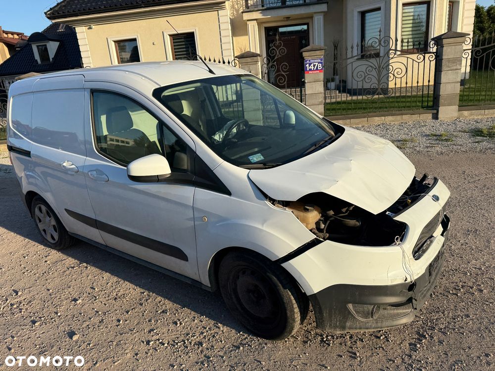 Ford Transit Courier - 7