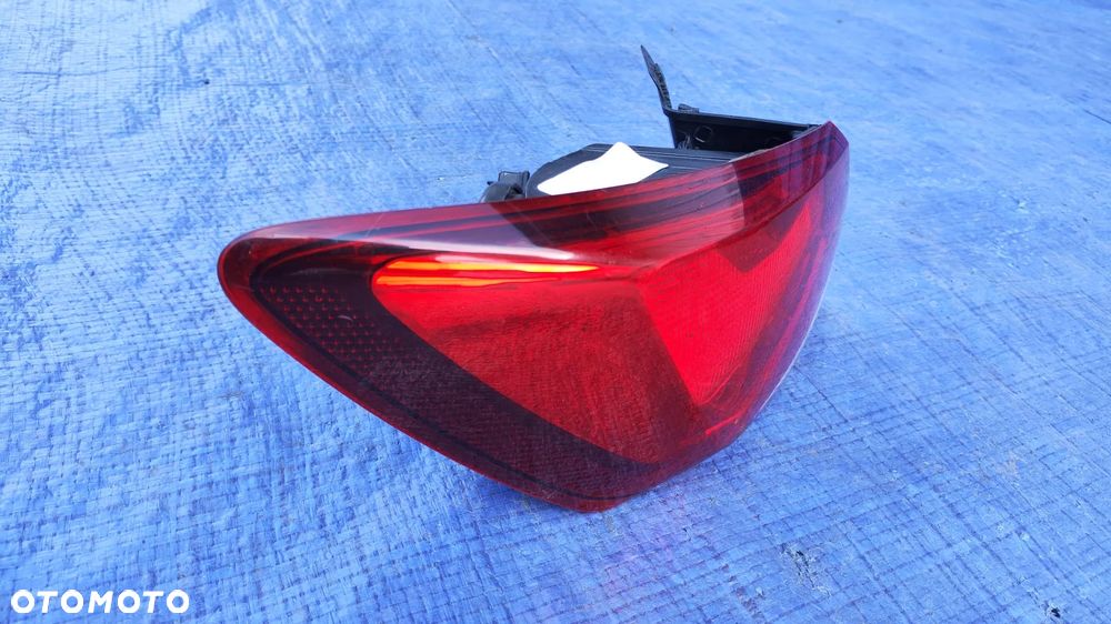 KLAPA ZDERZAK WZMOCNIENIE BELKA OSŁONA LAMPA TYŁ KOMPLETNY TYŁ DUPA CZARNY ORYGINALNY LAKIER SEAT LEON III 3 HB 5D 12-16r - 24
