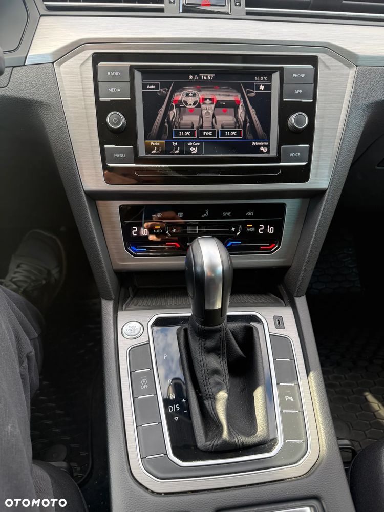 Volkswagen Passat 1.5 TSI EVO Essence DSG - 11