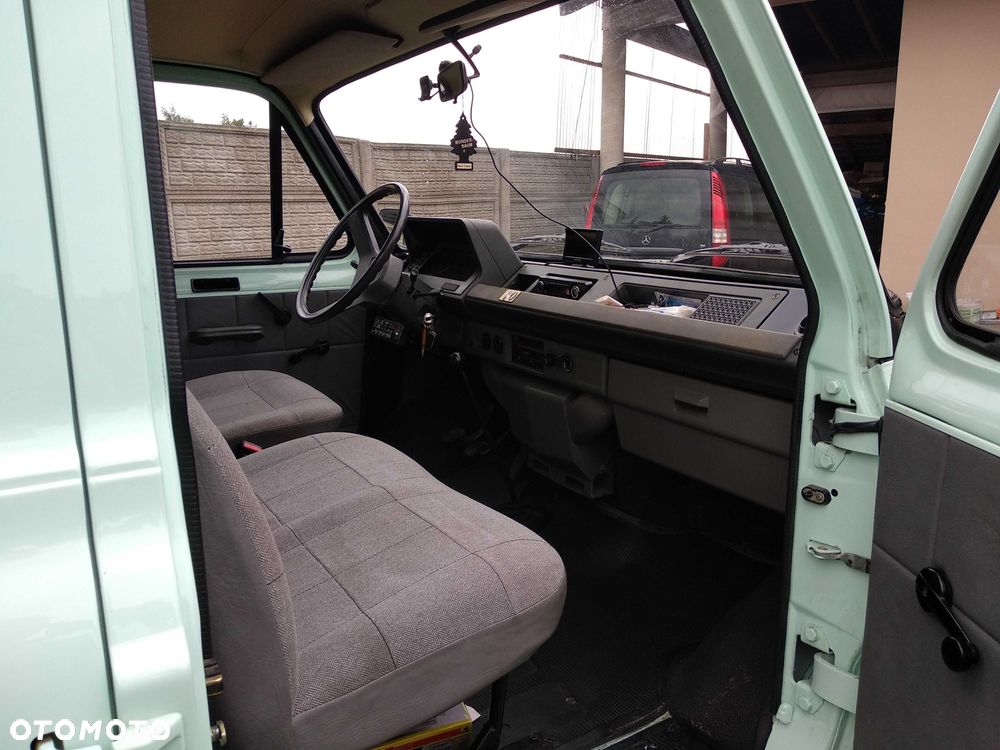 Ford Inny - 6