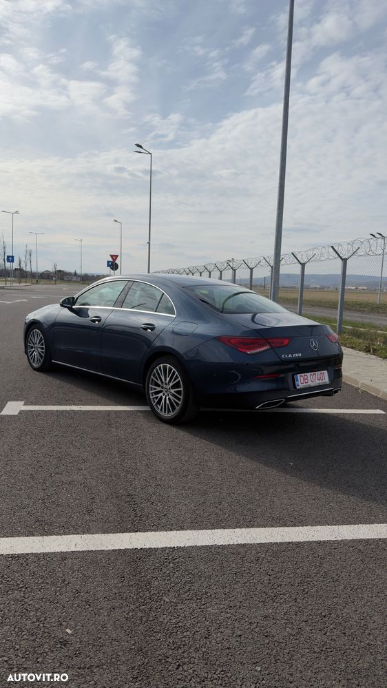 Mercedes-Benz CLA 200 - 4