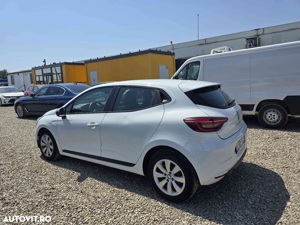 Renault Clio - 6