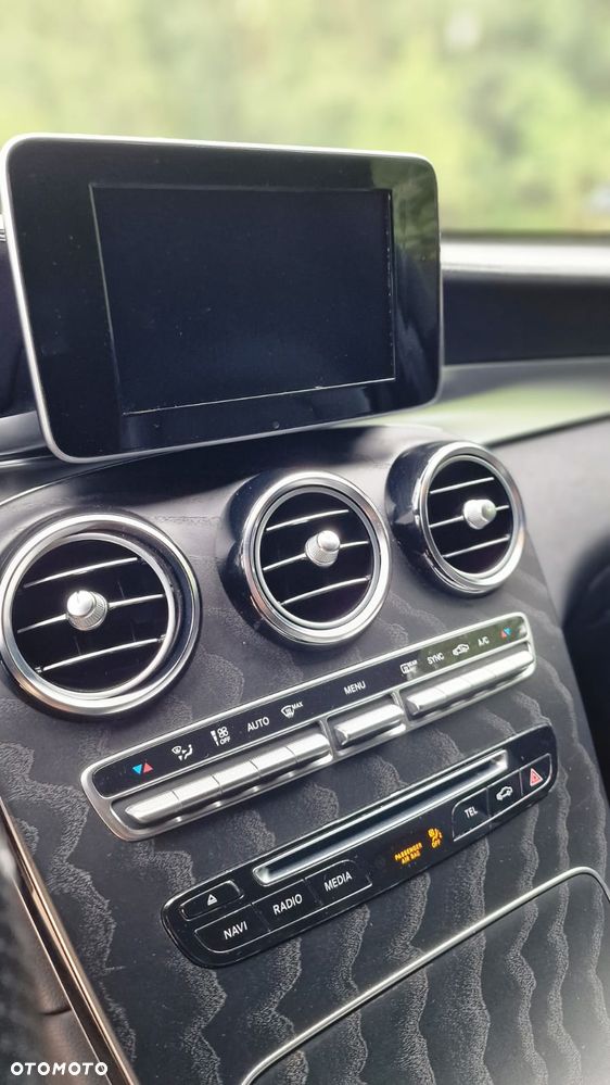 Mercedes-Benz GLC 250 4-Matic - 15