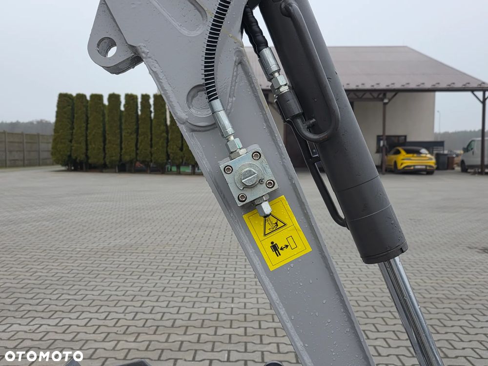 Inny NOWA MINIKOPARKA TM 12, WAGA: 1200 KG, 3 ŁYŻKI - 11